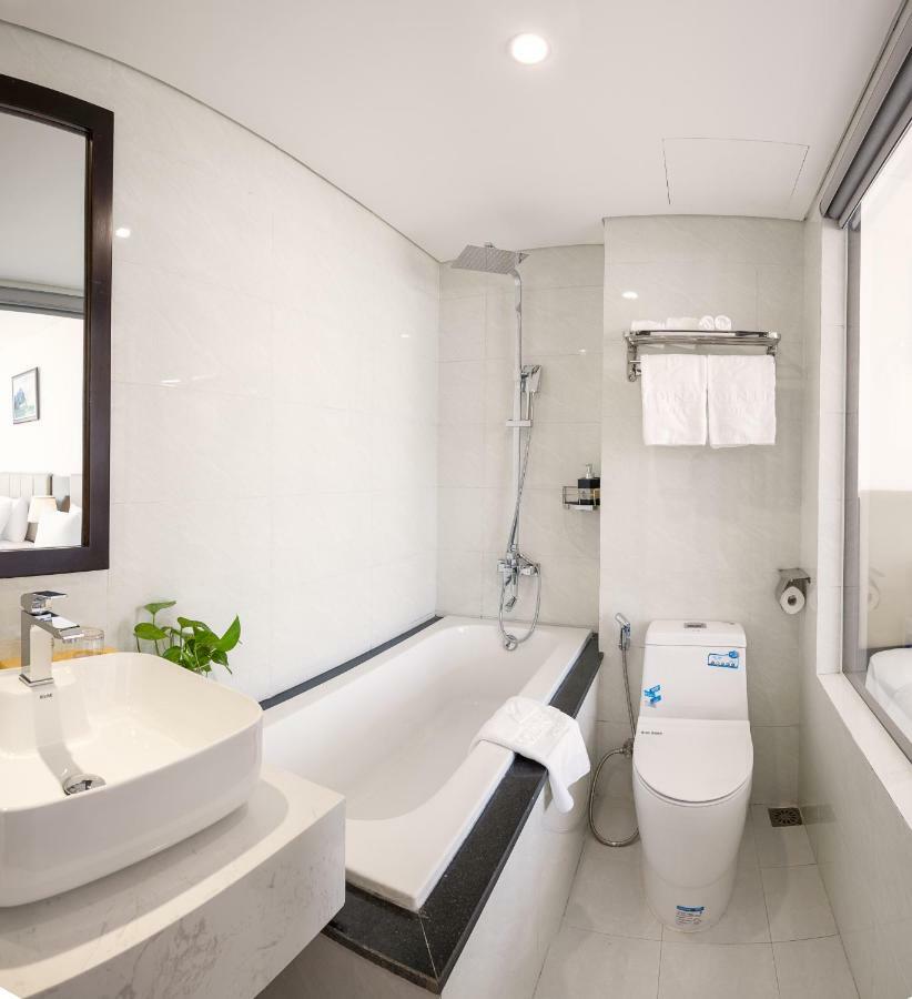 Golden Line Hotel Danang Eksteriør billede